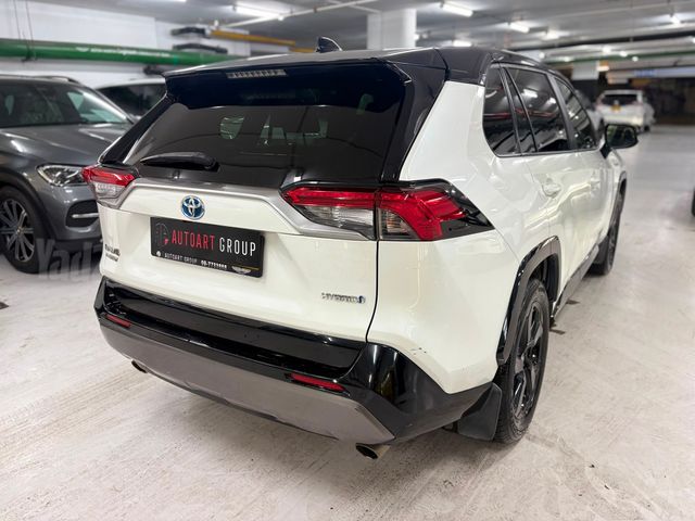 טויוטה RAV4
