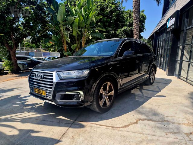 אאודי Q7