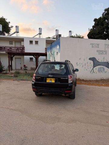 סובארו פורסטר
