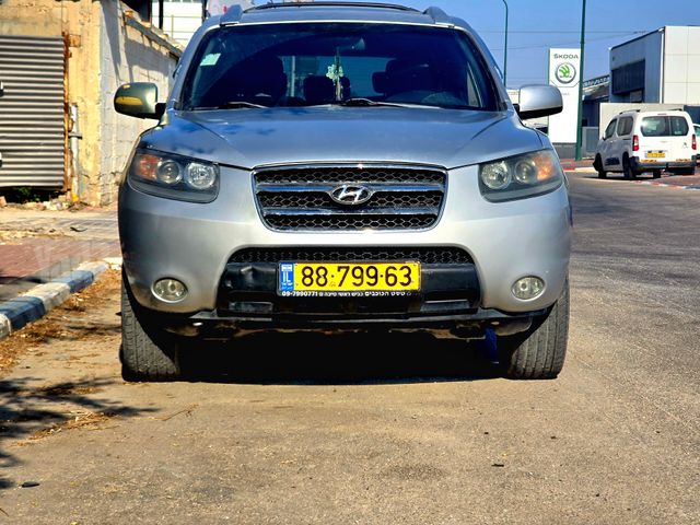 יונדאי סנטה פה
