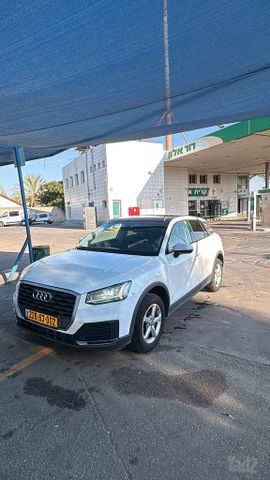 אאודי Q2