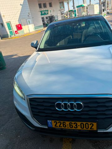 אאודי Q2
