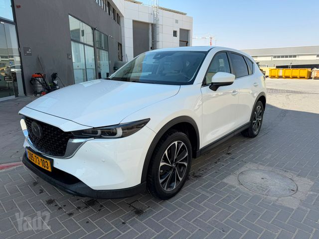 מודעת רכב מאזדה CX-5
