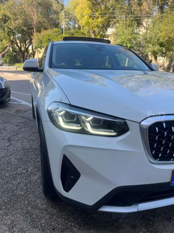 ב מ וו X4