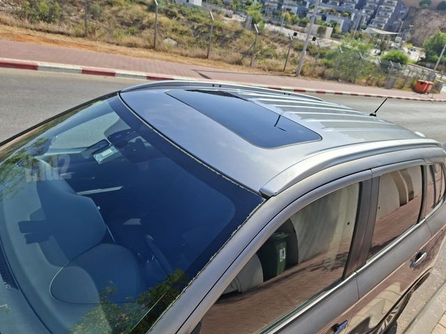 מיצובישי אאוטלנדר