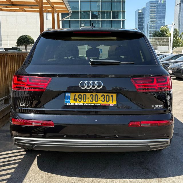 אאודי Q7