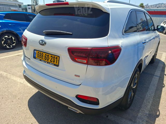 קיה סורנטו