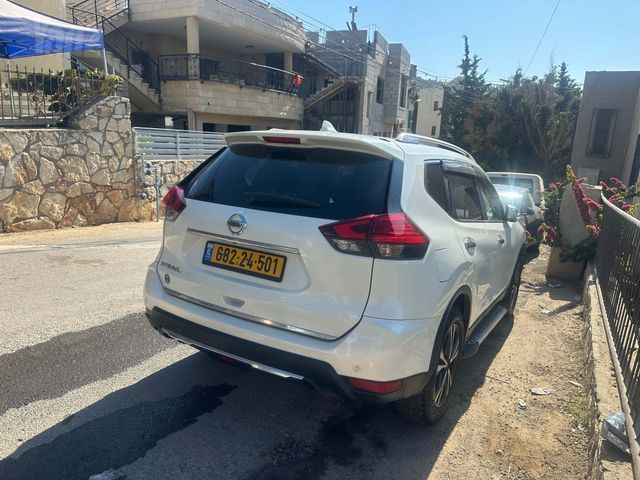 ניסאן אקס טרייל