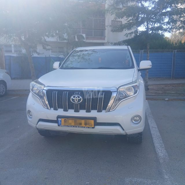 מודעת רכב טויוטה לנד קרוזר