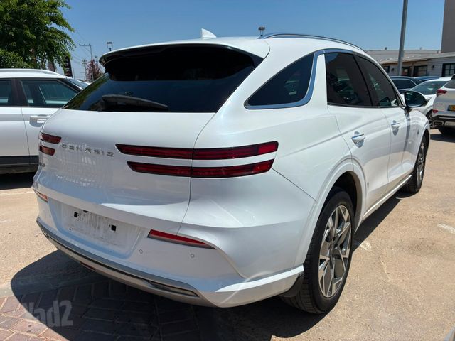 ג'נסיס GV70