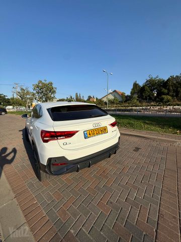 אאודי Q3