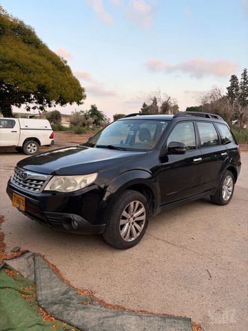 מודעת רכב סובארו פורסטר
