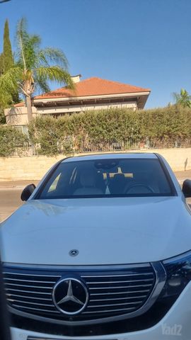 מרצדס-בנץ EQC