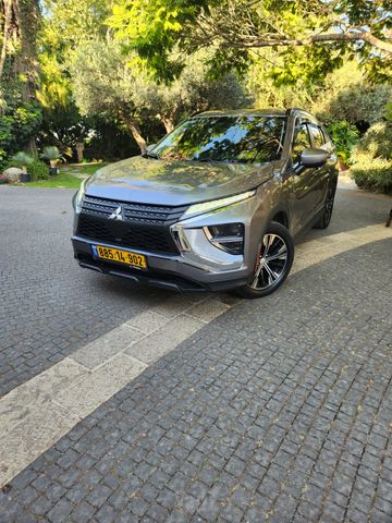 מודעת רכב מיצובישי אקליפס קרוס