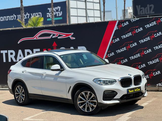 ב מ וו X4