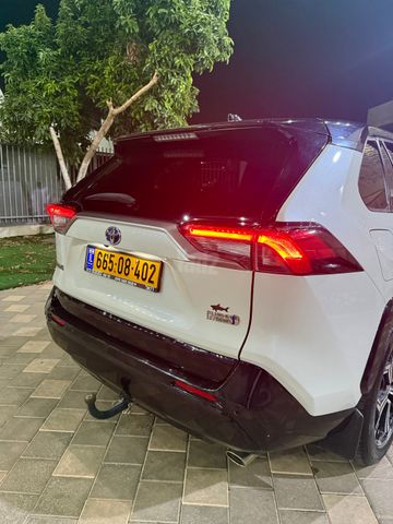 טויוטה RAV4