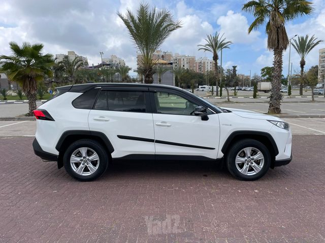 טויוטה RAV4