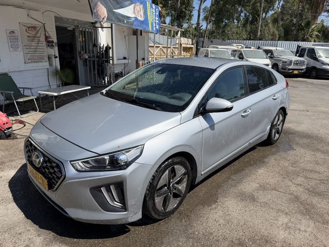 מודעת רכב יונדאי איוניק