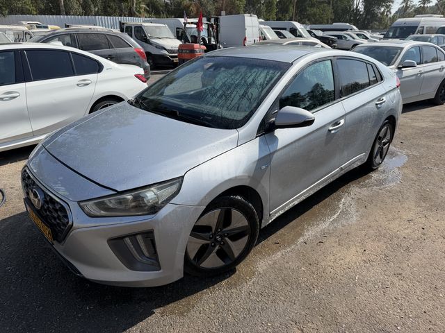 מודעת רכב יונדאי איוניק