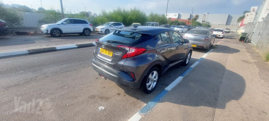 טויוטה C-HR