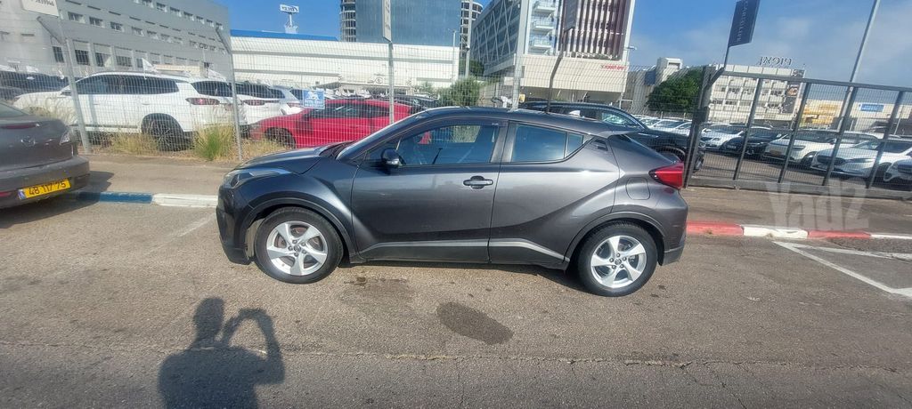 טויוטה C-HR