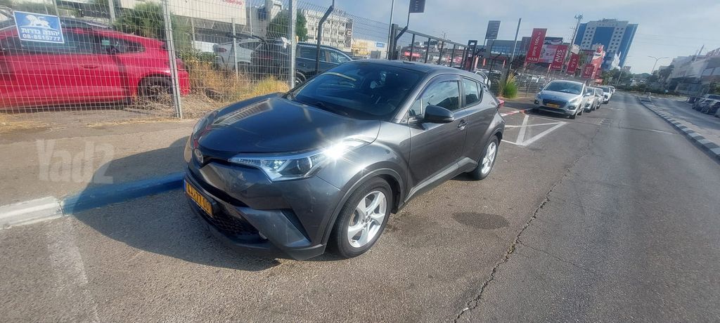 טויוטה C-HR