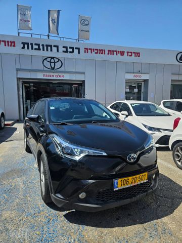 טויוטה C-HR