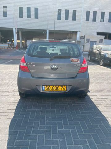 יונדאי i20