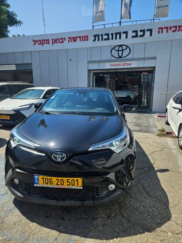 מודעת רכב טויוטה C-HR