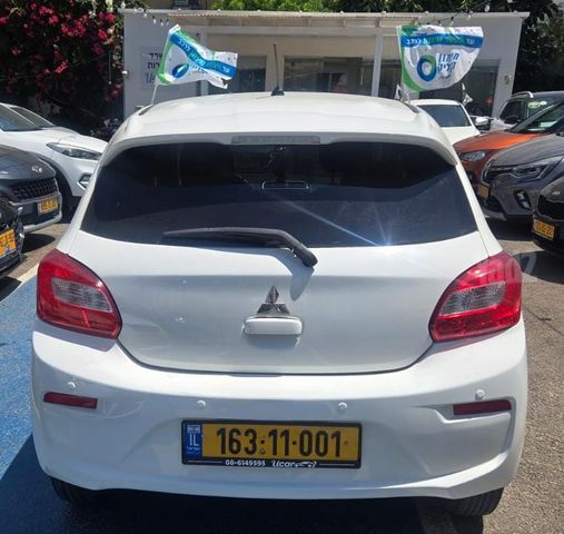 מיצובישי ספייס סטאר