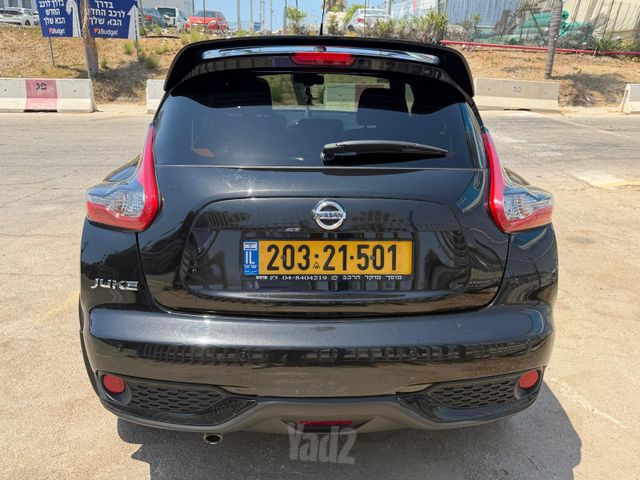 ניסאן ג'וק