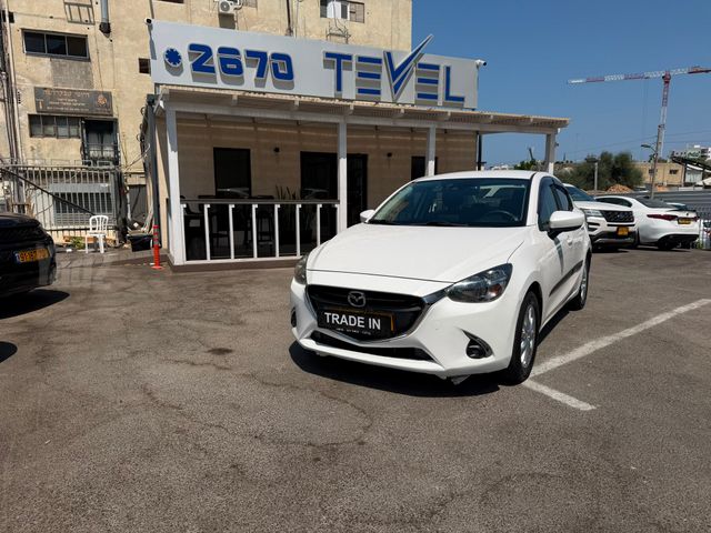 מודעת רכב מאזדה 2