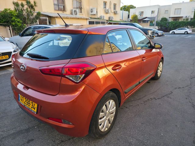 יונדאי i20