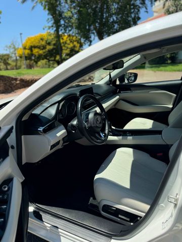 מאזדה 6