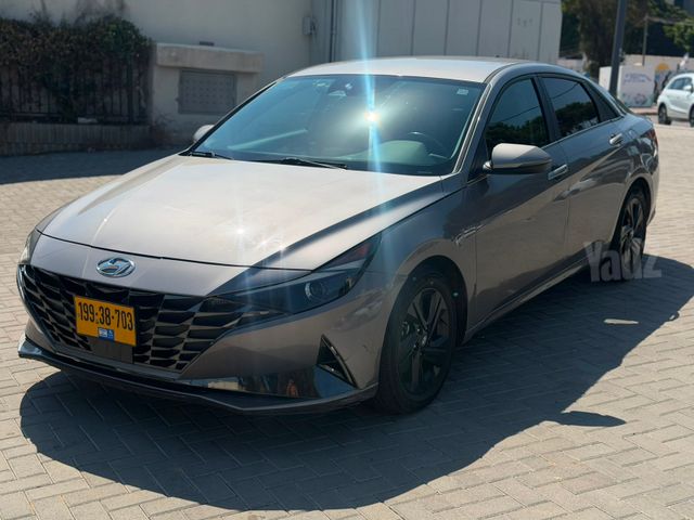 יונדאי אלנטרה
