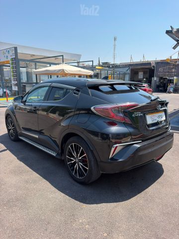 טויוטה C-HR