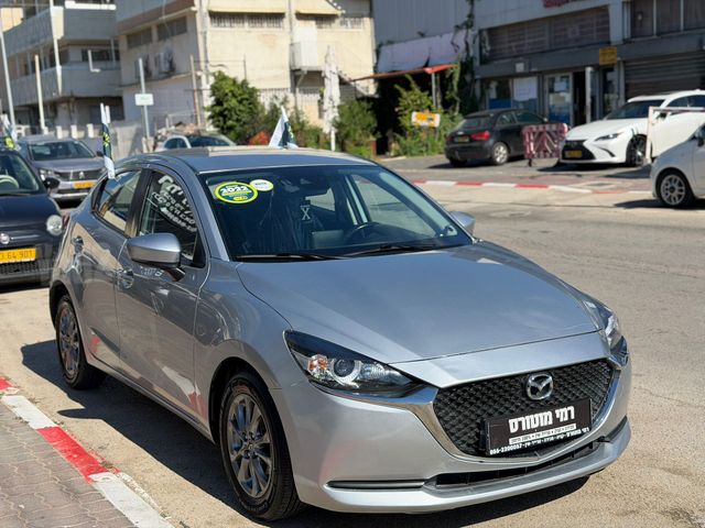 מודעת רכב מאזדה 2 2