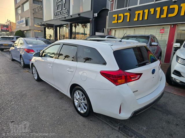 מודעת רכב טויוטה אוריס
