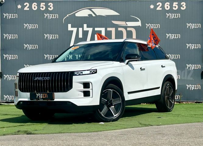ג'אקו J7
