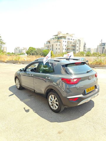 מודעת רכב קיה סטוניק