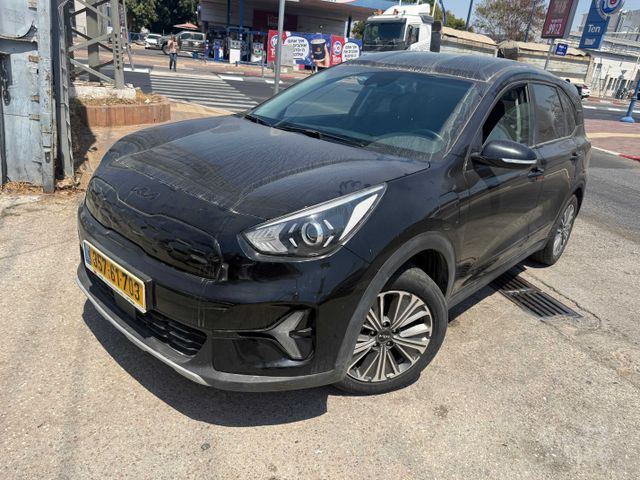 קיה נירו פלוס