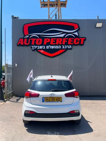 יונדאי i20