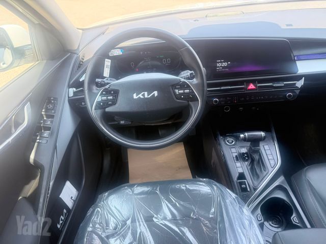 קיה נירו
