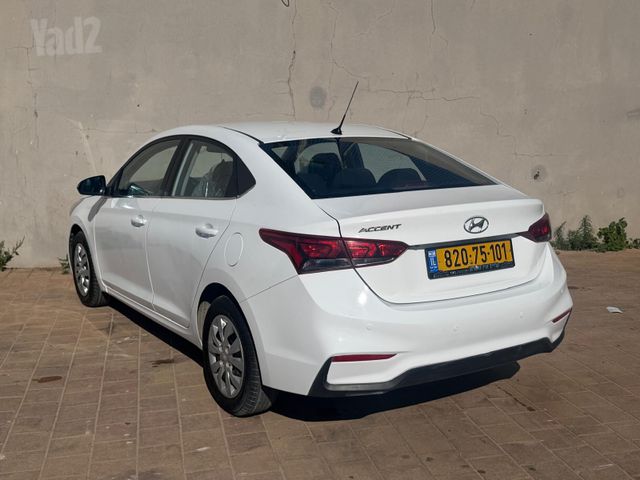 יונדאי אקסנט i25