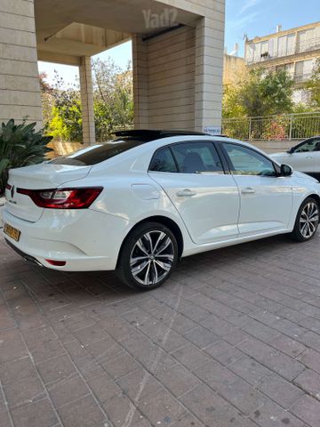 רנו מגאן