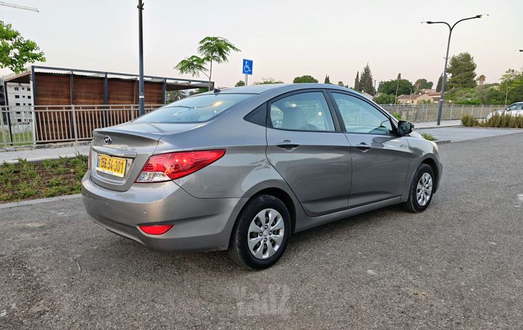 יונדאי אקסנט i25