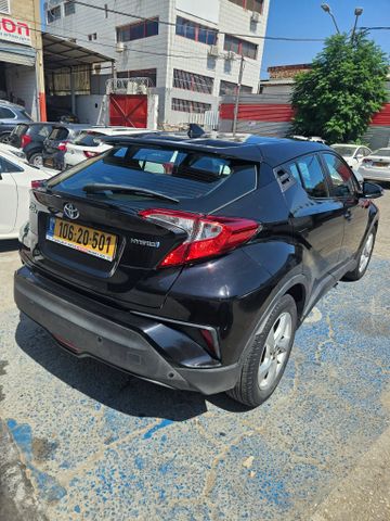 טויוטה C-HR