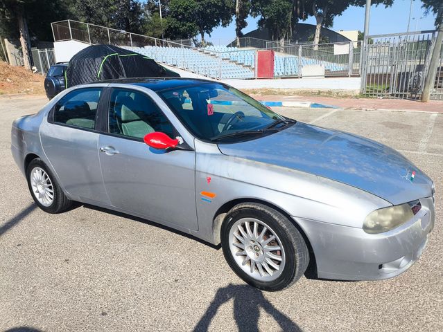 אלפא רומיאו 156