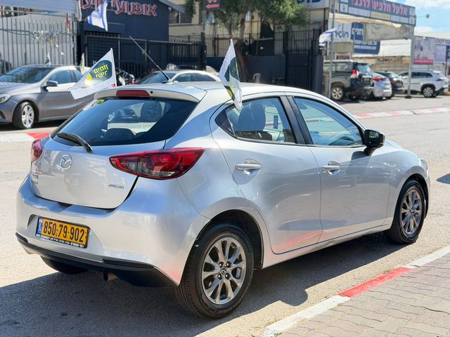 מאזדה 2