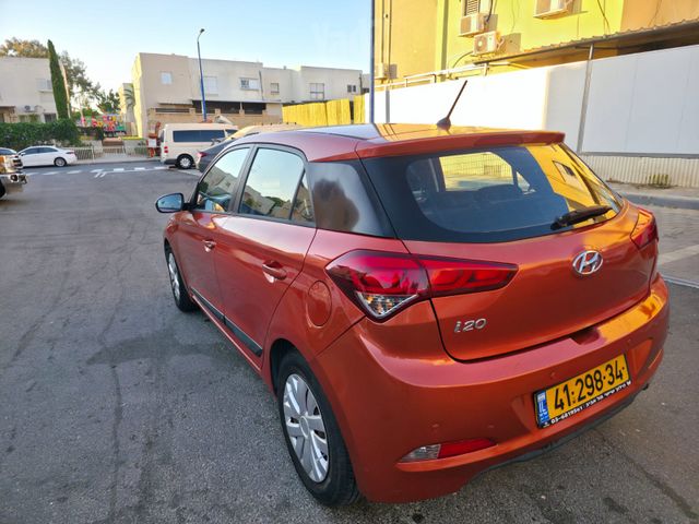 יונדאי i20